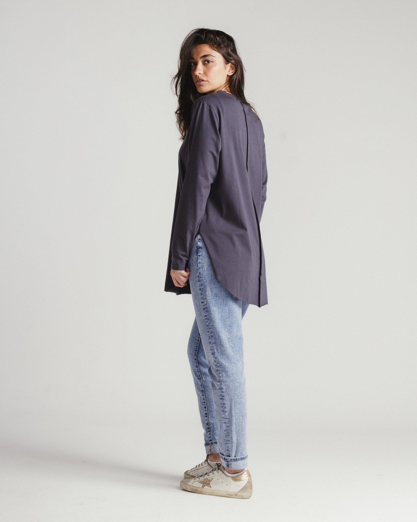 Long sleeve basic in charcoal