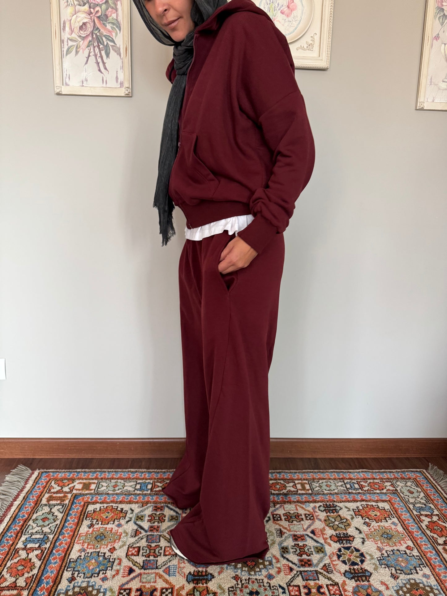 Everyday set in burgundy