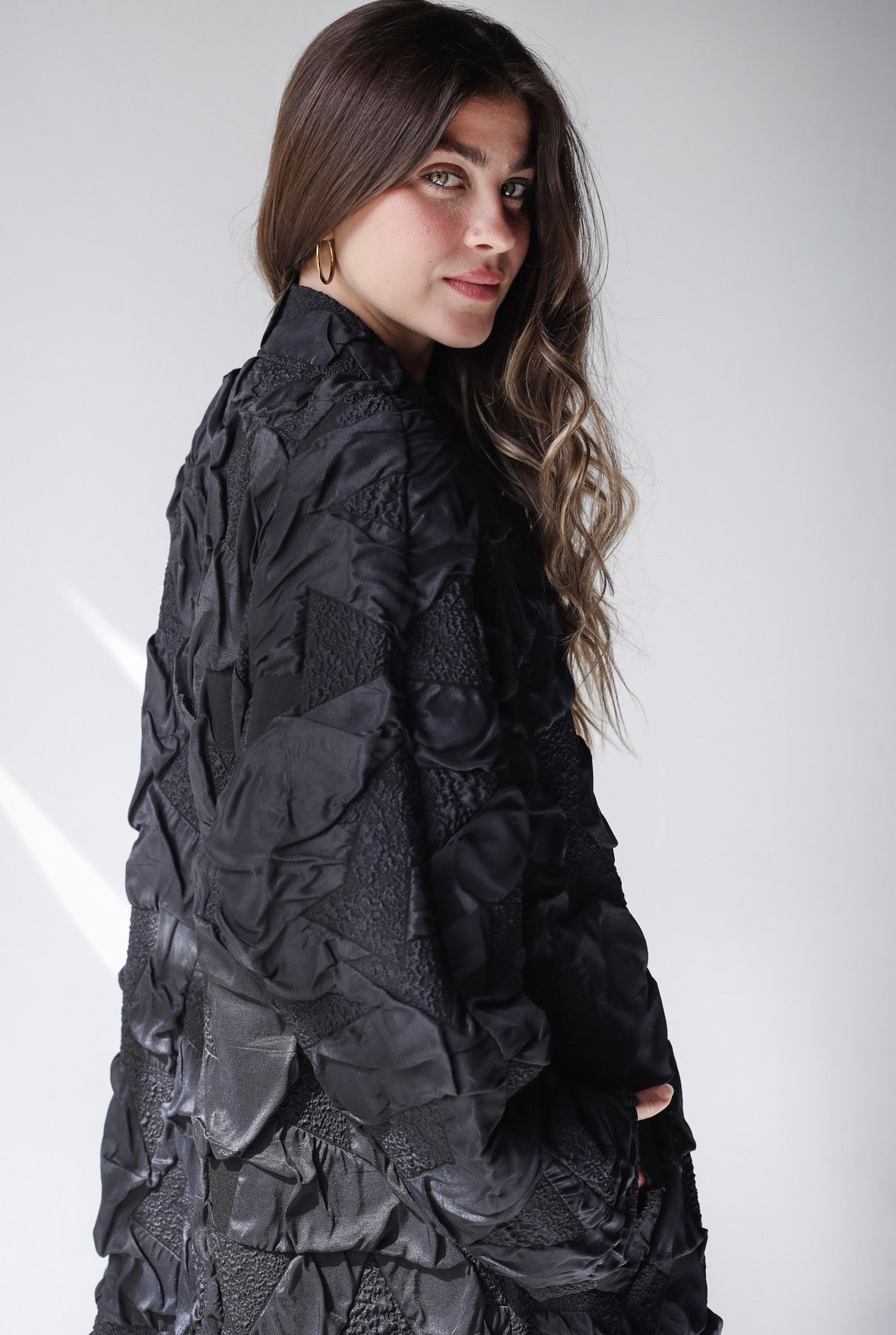 Not so basic - Jacquard black jacket