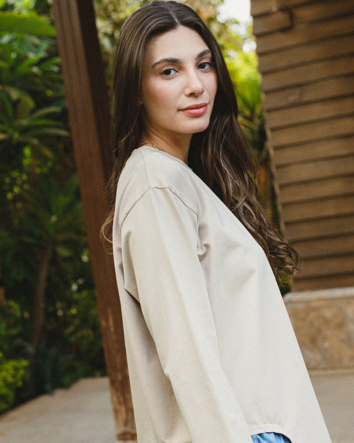 Asymmetrical long sleeve basic in beige