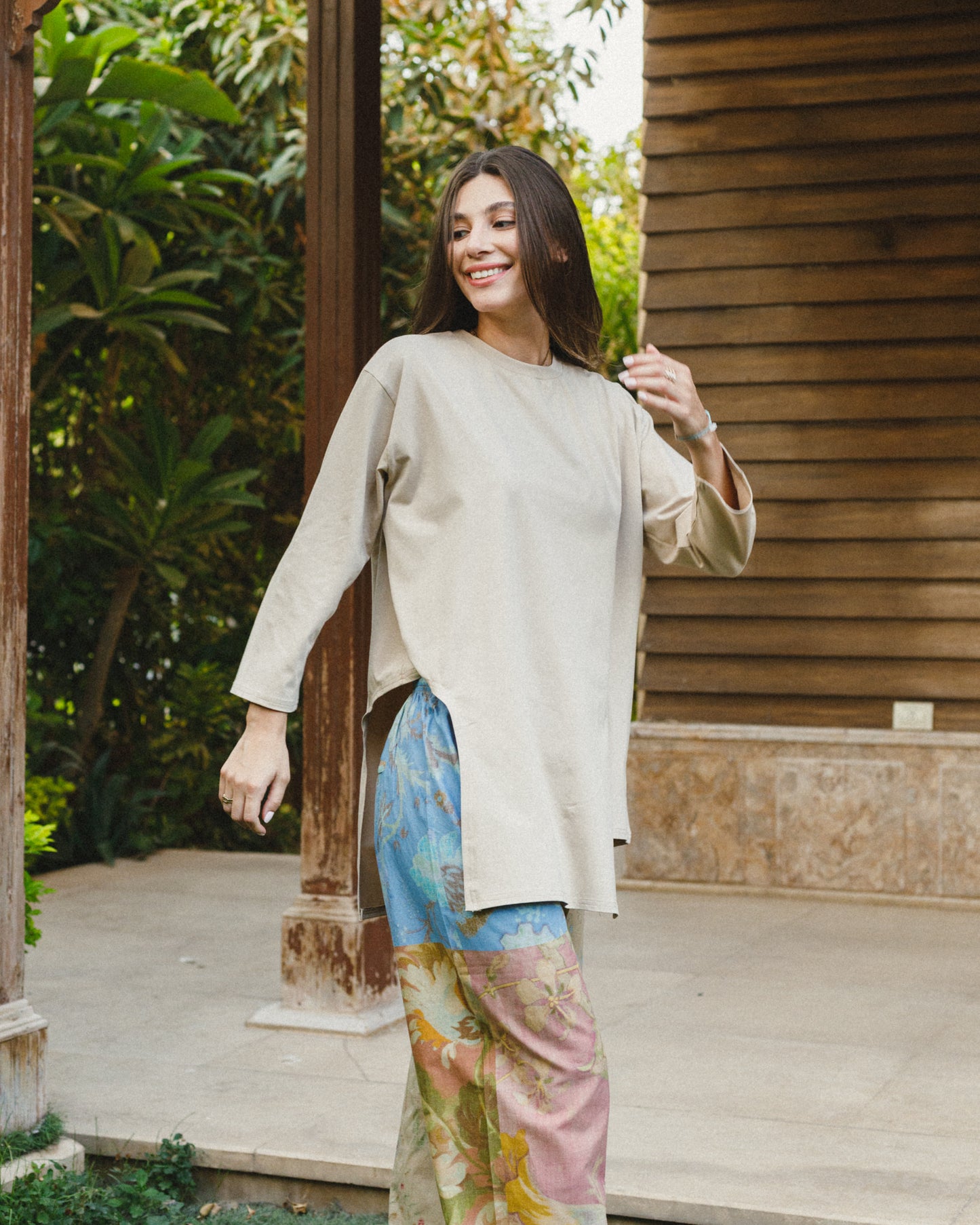 Asymmetrical long sleeve basic in beige