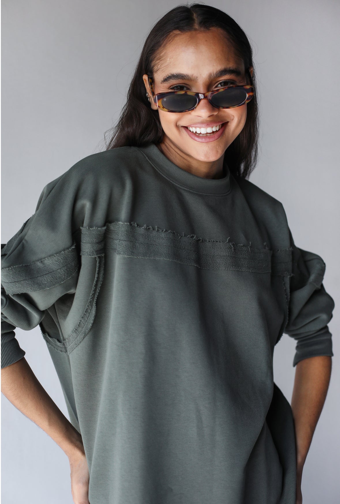 Girly girl sweatshirt in olive