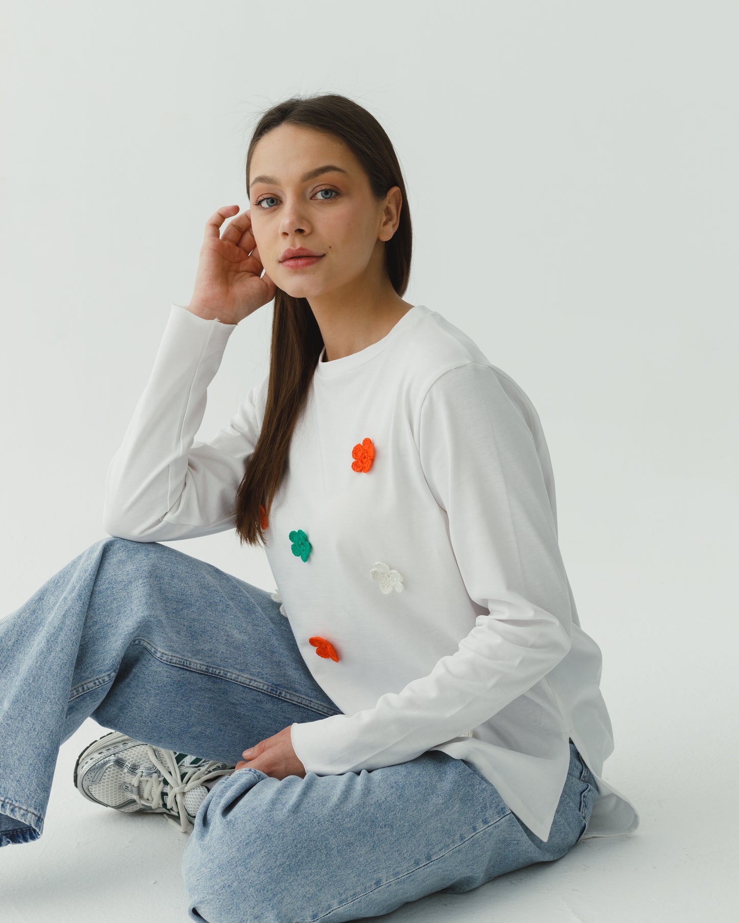 Colored crochet flower t-shirt