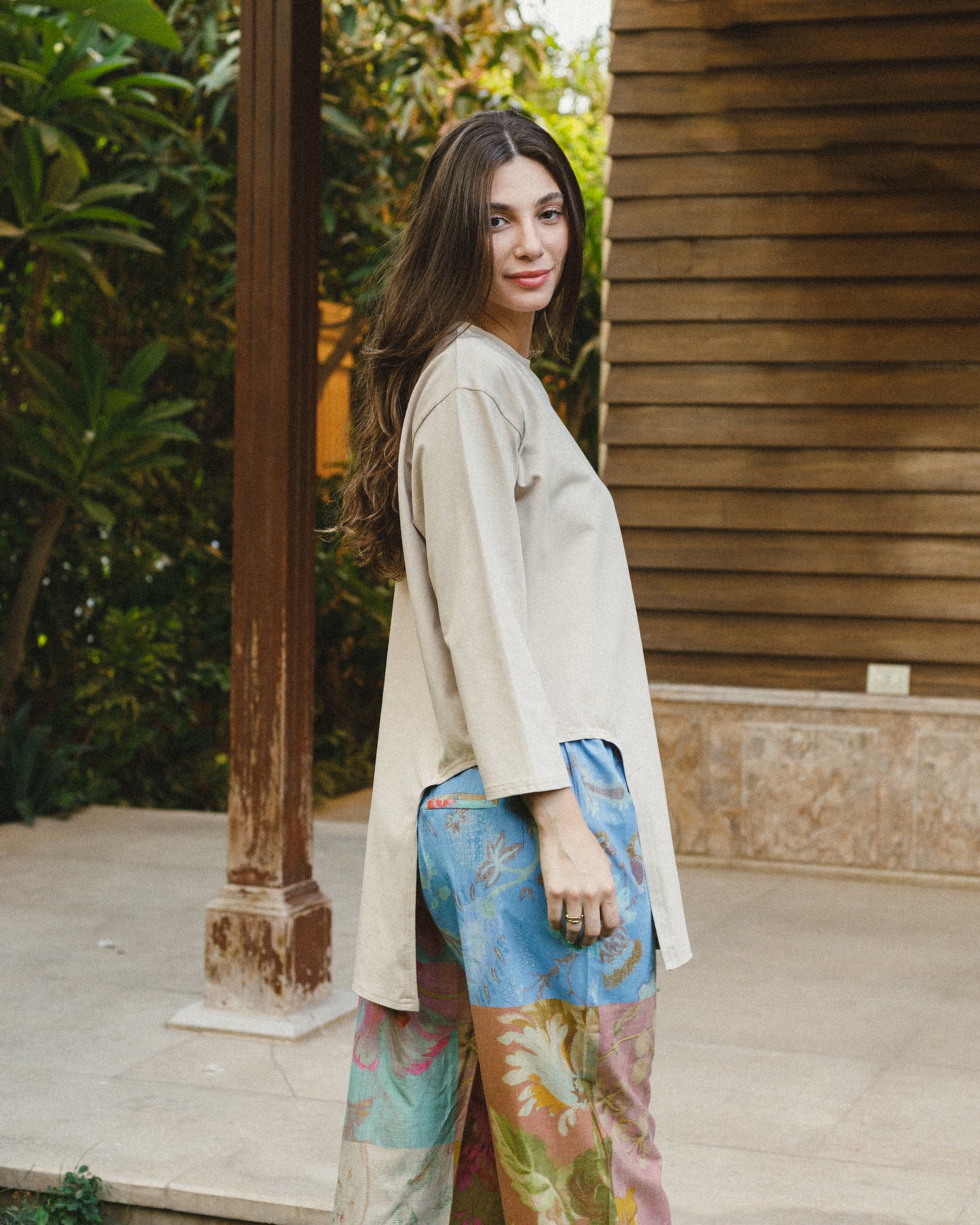 Asymmetrical long sleeve basic in beige