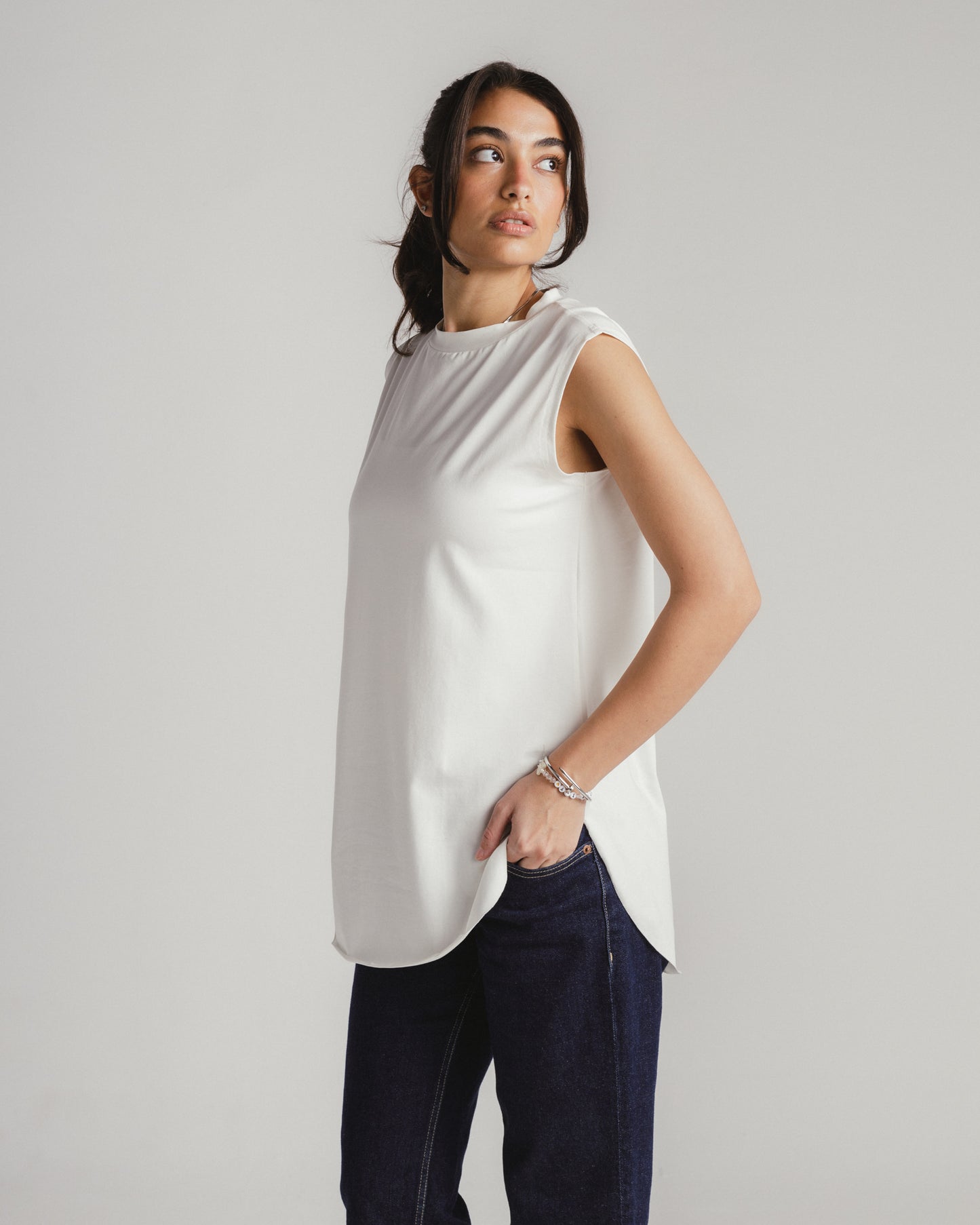 Sleeveless Basics in White