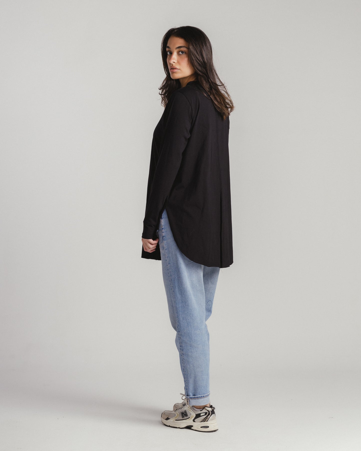 Long Sleeve Basic in Black