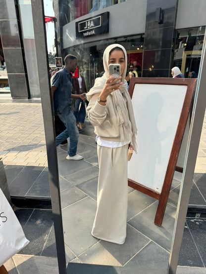 Everyday set in grayish beige