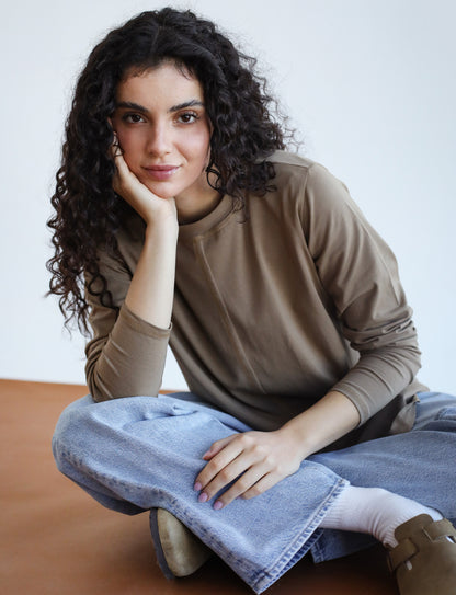 Long sleeve basics in green beige