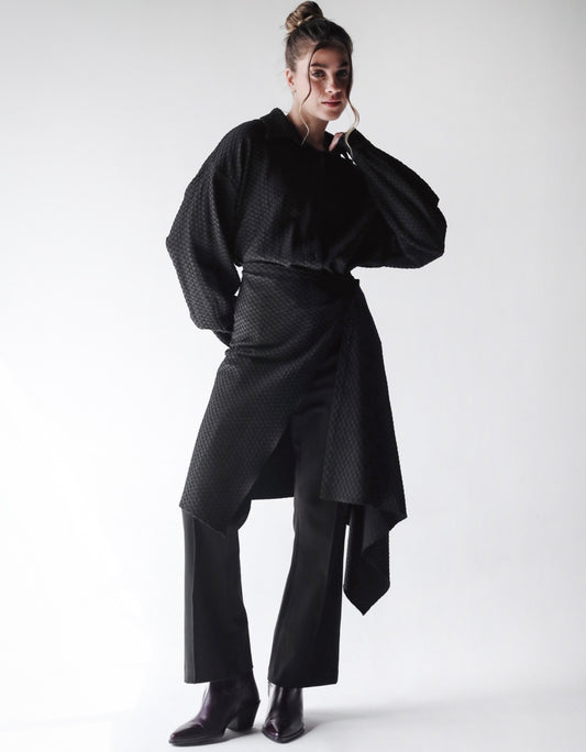 Not so basic - Shirt with detachable skirt