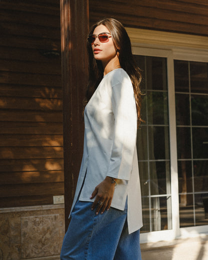 Asymmetrical long sleeve basic in white