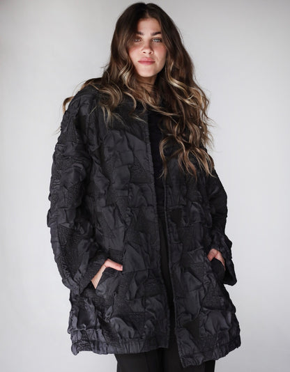 Not so basic - Jacquard black jacket