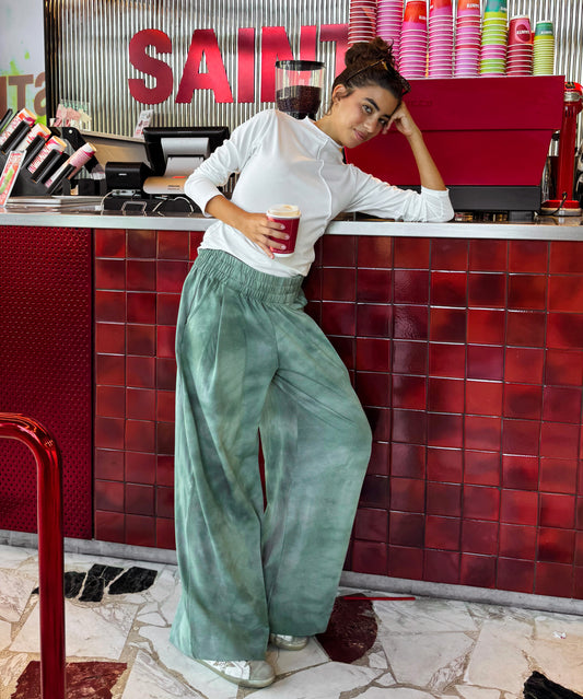 Tie dye sweatpants in green