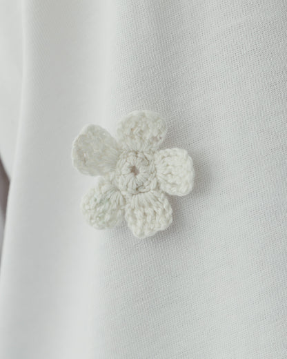 Colored crochet flower t-shirt