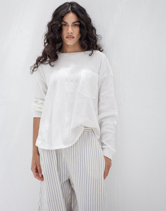 The Breeze top in white