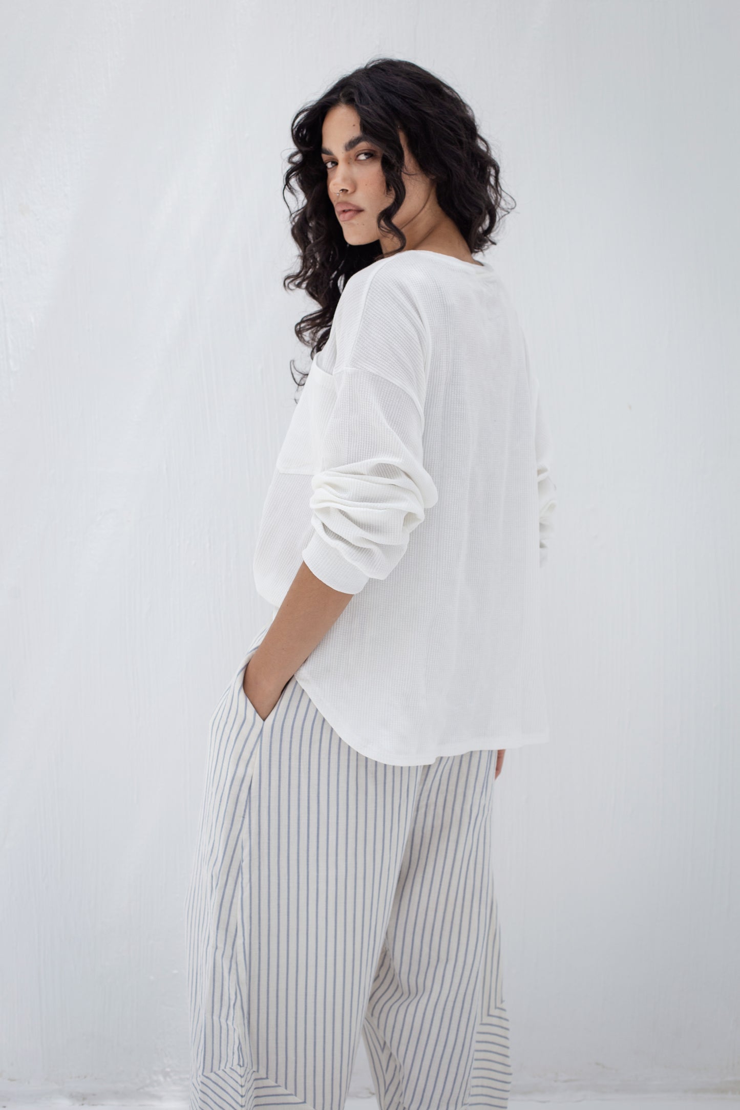 The Breeze top in white