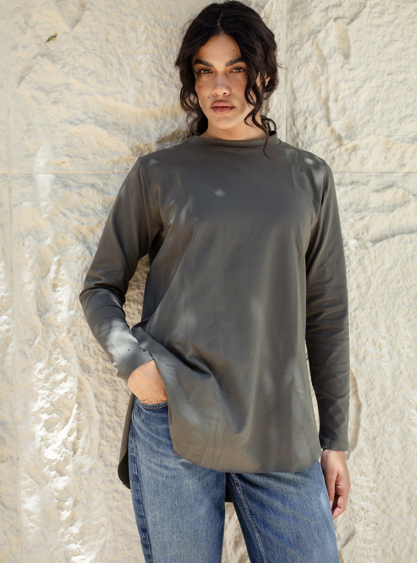 No line long sleeve basic in olive