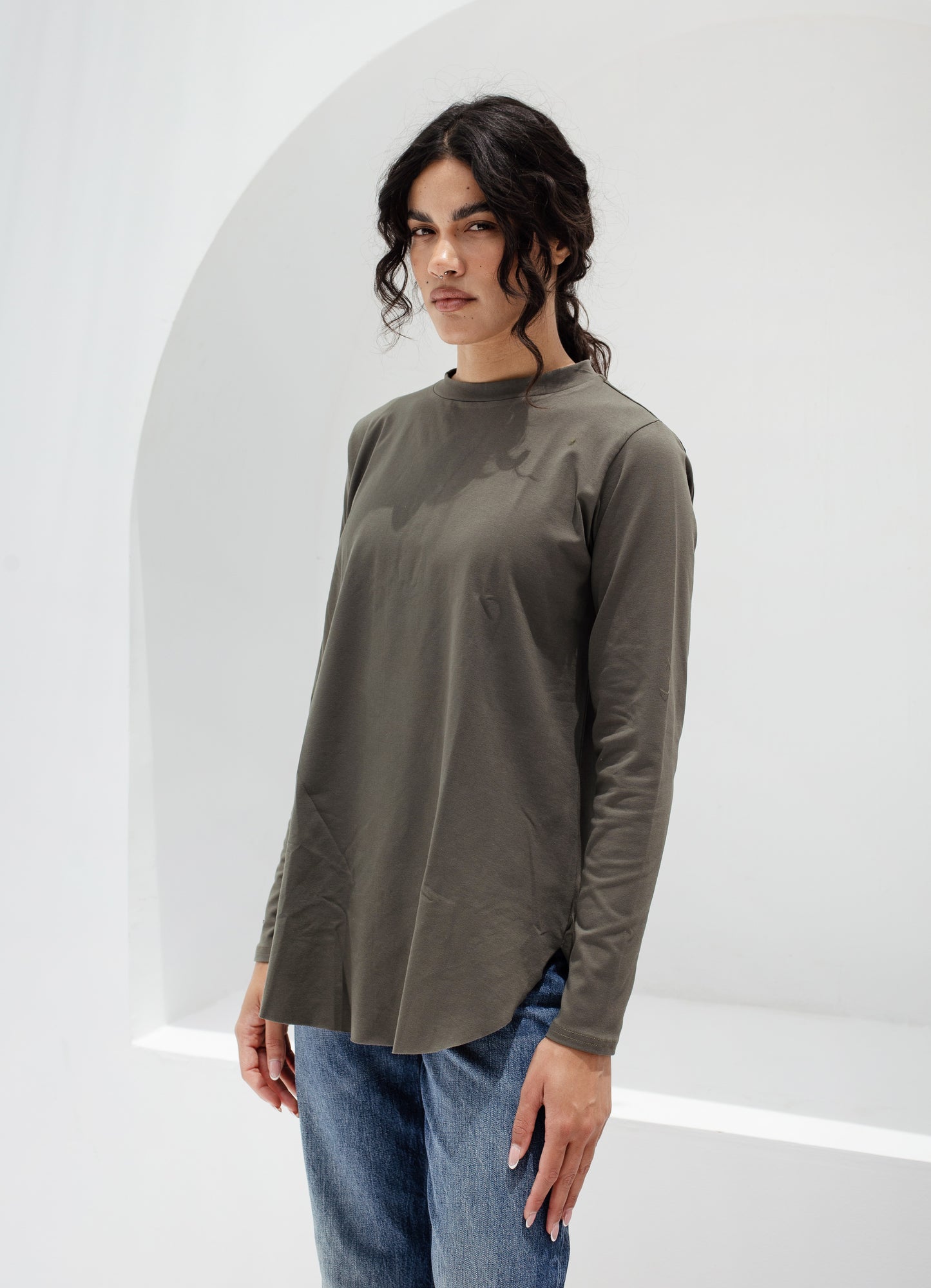 No line long sleeve basic in olive
