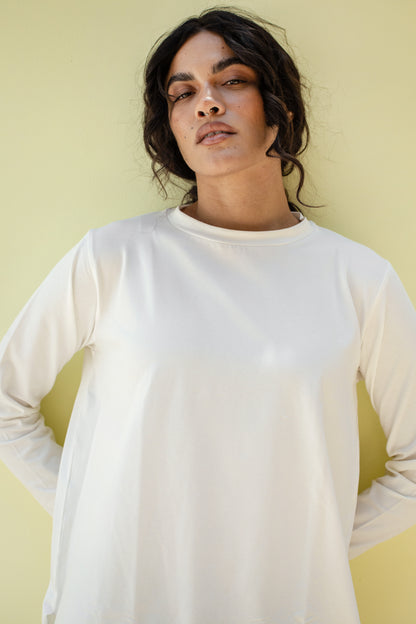 No line long sleeve basic in off white