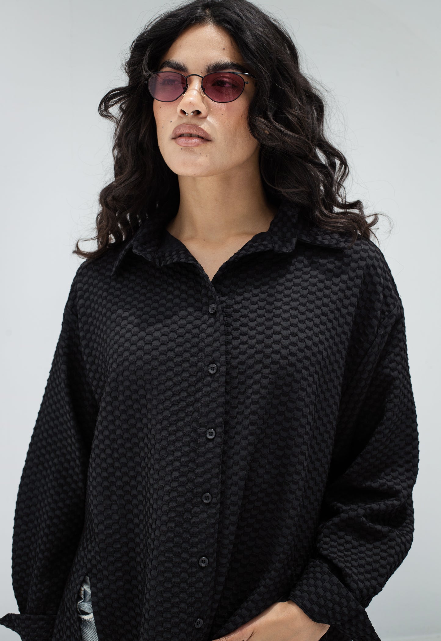 Not so basic jacquard long shirt with slits