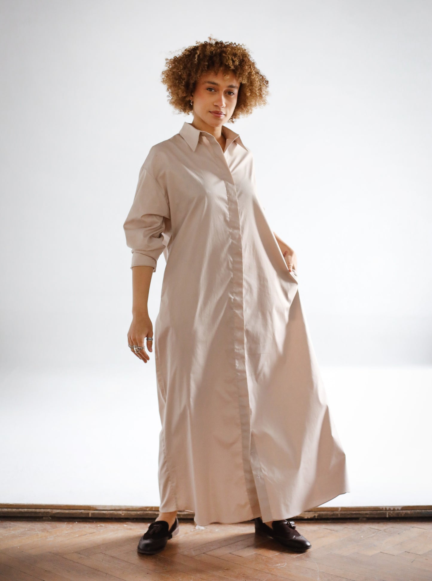 MAXI POPLIN SHIRT DRESS IN BEIGE - LIMITED EDITION